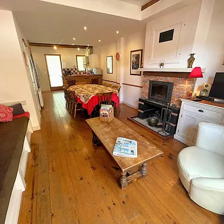 Holiday home Les Condorcet - - Established In 2007